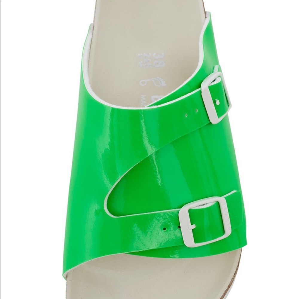 NWT neon green Birkenstock’s